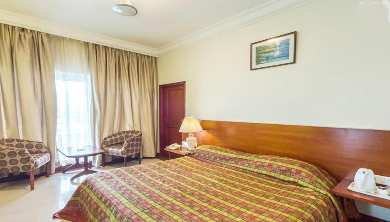 Hotel Rns Residency Sea View Māvalli Exteriér fotografie